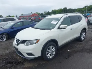 2015 Nissan Rogue SL z VIN 5N1AT2MV2FC842144, wystawiony jako IAAI lot #42347068 z przebiegiem 83 884 mil mil oraz . Historia ofert i sprzedaży dostępna na DreamBid. Obrazek 2.