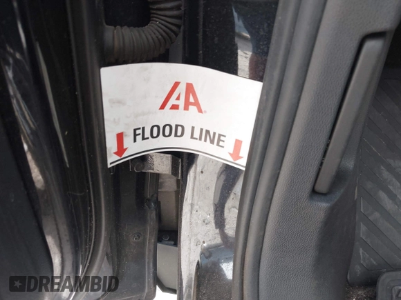 2018 Volkswagen Tiguan SEL с VIN 3VV3B7AX0JM178597, выставлен на аукционе IAAI как лот 42736122 с пробегом 44 879 миль миль и . История ставок и продаж доступна на DreamBid. Изображение 12.
