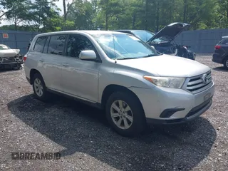 2012 Toyota Highlander with VIN 5TDBK3EH8CS140401, listed as a IAAI auction lot 42698945 with 123,781 mi miles and . Bid and sale history available at DreamBid. Image 1.