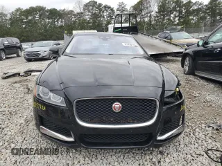 2017 Jaguar XF 35t Prestige with VIN SAJBE4BV2HCY37158, listed as a Copart auction lot 41450445 with 94,800 mi miles and Salvage Title. Bid and sale history available at carsss.com. Image 5.
