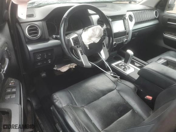 2018 Toyota Tundra 4WD SR5 with VIN 5TFAW5F13JX752977, listed as a Copart auction lot 50633495 with 0 mi miles and Salvage Title. Bid and sale history available at carsss.com. Image 8.