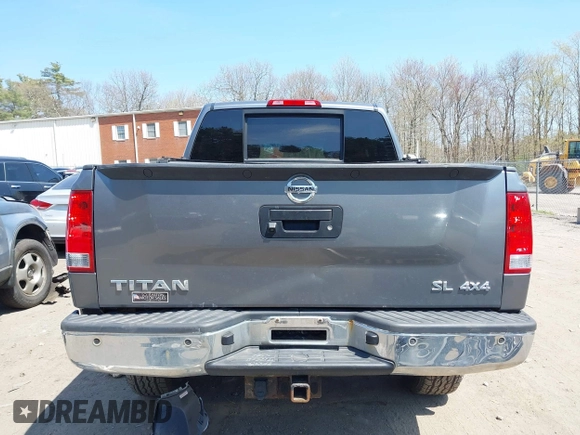 2015 Nissan Titan SV z VIN 1N6AA0EC4FN500837, wystawiony jako IAAI lot #42004647 z przebiegiem 140 603 mil mil oraz . Historia ofert i sprzedaży dostępna na DreamBid. Obrazek 17.