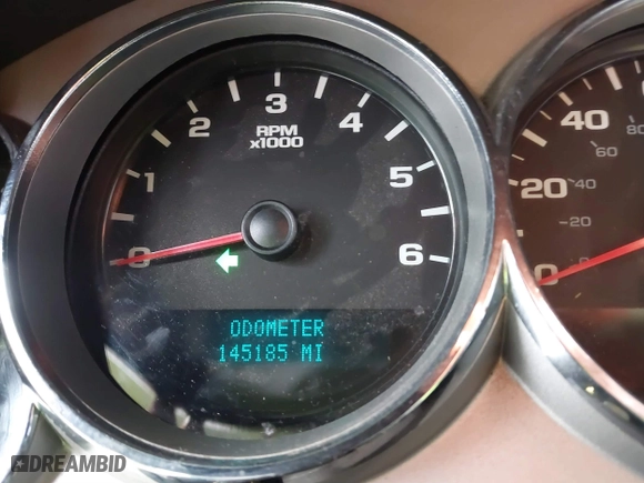 2007 Chevrolet Silverado 1500 LT w/1LT with VIN 1GCEC19J97E515977, listed as a IAAI auction lot 41774684 with 145,185 mi miles. Bid and sale history available at carsss.com. Image 14.