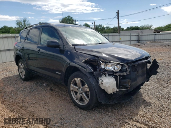 2008 Toyota RAV4 Sport z VIN JTMBK32V485055823, wystawiony jako Copart lot #56858515 z przebiegiem 124 486 mil mil oraz Szkoda całkowita • Salvage title. Historia ofert i sprzedaży dostępna na DreamBid. Obrazek 4.