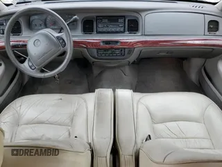 2000 Mercury Grand Marquis LS z VIN 2MEFM75W4YX722958, wystawiony jako Copart lot #47927745 z przebiegiem 148 461 mil mil oraz Szkoda całkowita • Salvage title. Historia ofert i sprzedaży dostępna na DreamBid. Obrazek 8.