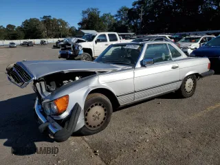 1989 Mercedes-Benz 560 560SL with VIN WDBBA48D5KA101275, listed as a Copart auction lot 81717264 with 169,645 mi miles and Salvage Title. Bid and sale history available at carsss.com. Image 1.