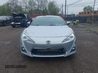 2015 Scion FR-S z VIN JF1ZNAA10F9704134, wystawiony jako IAAI lot #42167308 z przebiegiem 130 242 mil mil oraz . Historia ofert i sprzedaży dostępna na DreamBid. Obrazek 12.