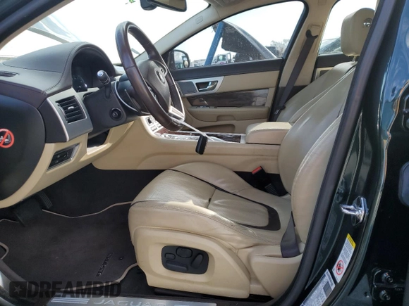 2015 Jaguar XF V6 Portfolio with VIN SAJWA0F75F8U65476, listed as a Copart auction lot 45866805 with 0 mi miles and Non Repairable. Bid and sale history available at carsss.com. Image 7.
