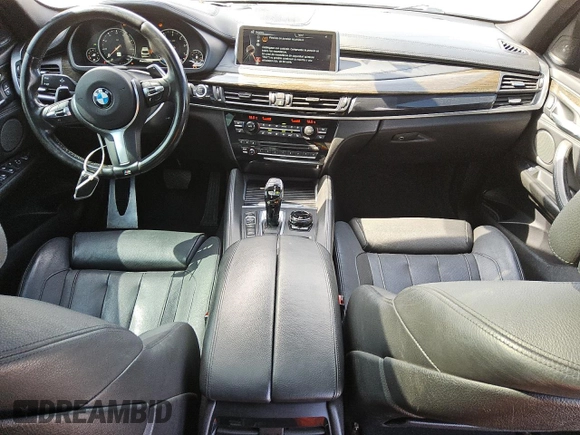 2016 BMW X6 xDrive50i z VIN 5UXKU6C57G0R34222, wystawiony jako Copart lot #57618755 z przebiegiem 133 501 mil mil oraz Czysty tytuł • Clean title. Historia ofert i sprzedaży dostępna na DreamBid. Obrazek 8.