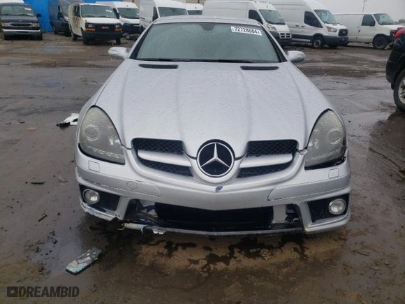 2005 Mercedes-Benz SLK-Class with VIN WDBWK56F65F039546, listed as a Copart auction lot 72728684 with 174,186 mi miles and Salvage Title. Bid and sale history available at carsss.com. Image 5.