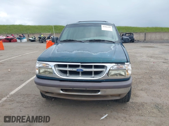 1996 Ford Explorer XL with VIN 1FMDU34X2TZA63806, listed as a IAAI auction lot 41902299 with 137,309 mi miles and . Bid and sale history available at DreamBid. Image 6.