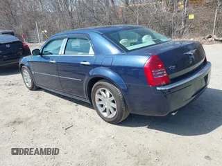 2005 Chrysler 300 C with VIN 2C3JA63HX5H124452, listed as a IAAI auction lot 41877404 with 93,972 mi miles and . Bid and sale history available at DreamBid. Image 3.