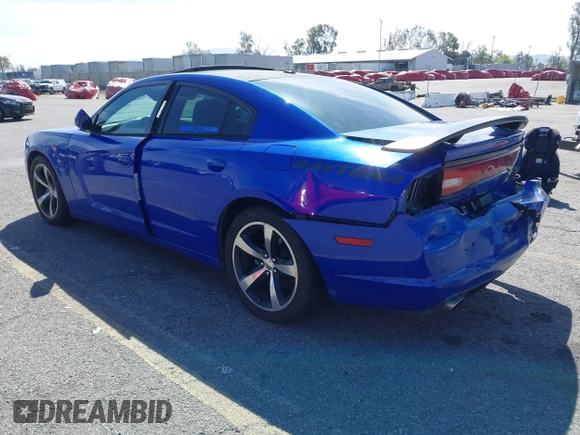 2013 Dodge Charger RT with VIN 2C3CDXCT5DH683562, listed as a IAAI auction lot 41736528 with 192,333 mi miles. Bid and sale history available at carsss.com. Image 3.