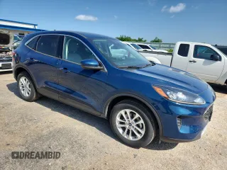 2020 Ford Escape SE z VIN 1FMCU9G69LUB95136, wystawiony jako Copart lot #59151365 z przebiegiem 47 863 mil mil oraz Szkoda całkowita • Salvage title. Historia ofert i sprzedaży dostępna na DreamBid. Obrazek 4.