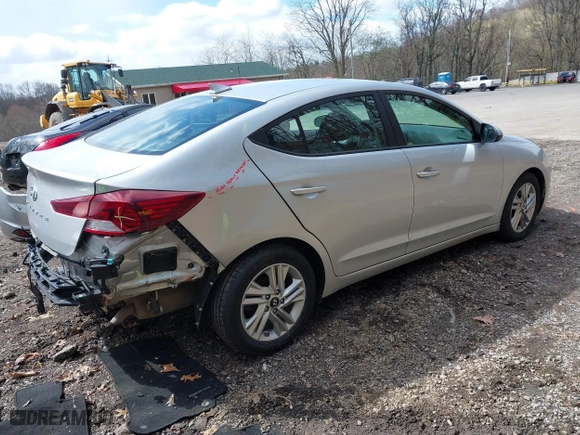 2019 Hyundai Elantra Preferred with VIN KMHD84LF5KU786841, listed as a IAAI auction lot 41988656 with 41,580 mi miles. Bid and sale history available at carsss.com. Image 4.