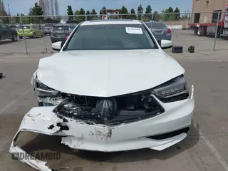 2018 Acura TLX w/Technology Pkg with VIN 19UUB3F59JA000947, listed as a IAAI auction lot 41981918 with 61,187 mi miles. Bid and sale history available at carsss.com. Image 12.