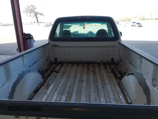 2000 Ford F-150 with VIN 1FTZF1721YKA10216, listed as a IAAI auction lot 41324560 with 382,055 mi miles and . Bid and sale history available at DreamBid. Image 8.