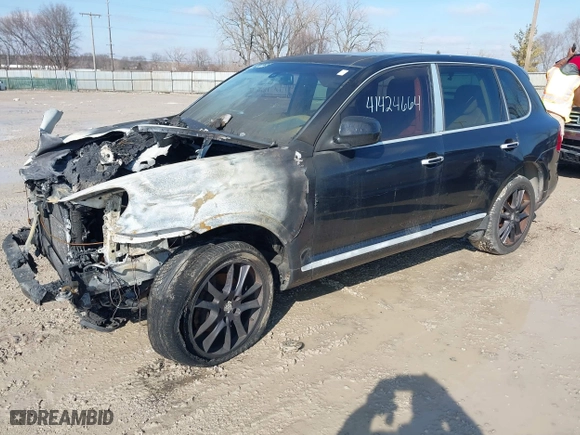 2008 Porsche Cayenne with VIN WP1AA29P18LA25740, listed as a IAAI auction lot 41424664 with 225,202 mi miles. Bid and sale history available at carsss.com. Image 2.