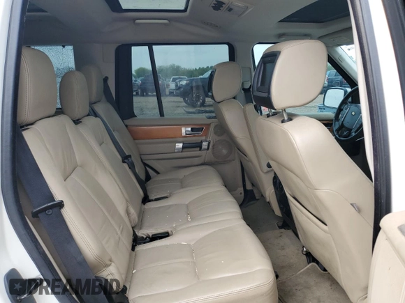 2010 Land Rover LR4 Lux z VIN SALAK2D45AA521498, wystawiony jako Copart lot #83670394 z przebiegiem 108 621 mil mil oraz Szkody całkowita. Historia ofert i sprzedaży dostępna na DreamBid. Obrazek 11.