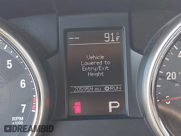 2011 Jeep Grand Cherokee Overland with VIN 1J4RR6GT2BC631909, listed as a IAAI auction lot 42564356 with 205,954 mi miles and . Bid and sale history available at DreamBid. Image 15.