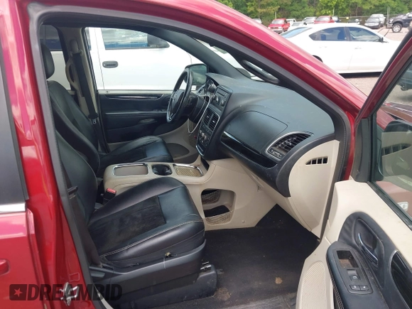 2014 Dodge Grand Caravan SXT with VIN 2C4RDGCG4ER366537, listed as a IAAI auction lot 42148032 with 126,531 mi miles and . Bid and sale history available at DreamBid. Image 5.