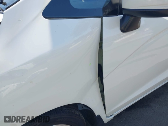 2017 Honda Fit EX с VIN JHMGK5H71HS014706, выставлен на аукционе IAAI как лот 42294116 с пробегом 30 725 миль миль и . История ставок и продаж доступна на DreamBid. Изображение 6.