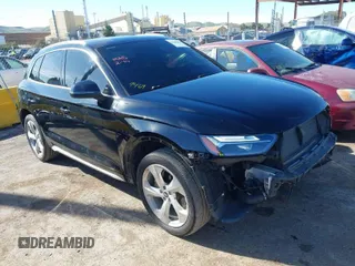 2021 Audi Q5 Premium Plus with VIN WA1BAAFY9M2029378, listed as a IAAI auction lot 41528103 with 47,326 mi miles. Bid and sale history available at carsss.com. Image 1.