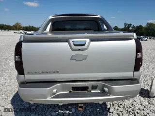 2011 Chevrolet Avalanche LTZ with VIN 3GNTKGE30BG305989, listed as a Copart auction lot 70499944 with 133,392 mi miles and Salvage Title. Bid and sale history available at carsss.com. Image 6.