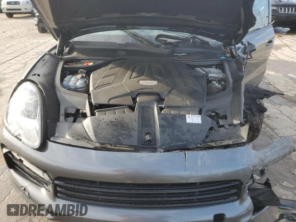 2021 Porsche Cayenne with VIN WP1AA2AY2MDA01617, listed as a Copart auction lot 44711725 with 38,663 mi miles and Salvage title. Bid and sale history available at DreamBid. Image 12.