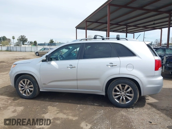 2012 Kia Sorento SX with VIN 5XYKWDA26CG255894, listed as a IAAI auction lot 41827895 with 160,144 mi miles. Bid and sale history available at carsss.com. Image 14.