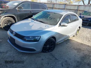2011 Volkswagen Jetta SE with VIN 3VWDX7AJXBM346566, listed as a IAAI auction lot 41753411 with 181,389 mi miles and . Bid and sale history available at DreamBid. Image 2.