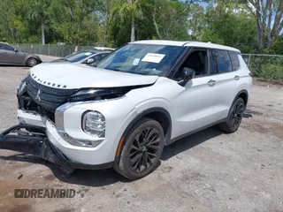 2022 Mitsubishi Outlander SE z VIN JA4J3UA85NZ055855, wystawiony jako IAAI lot #42020874 z przebiegiem 37 756 mil mil oraz . Historia ofert i sprzedaży dostępna na DreamBid. Obrazek 2.