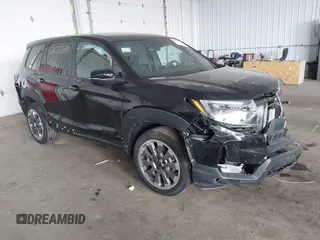 2024 Honda Passport EX-L with VIN 5FNYF8H5XRB006130, listed as a IAAI auction lot 41677340 with 17,932 mi miles and . Bid and sale history available at DreamBid. Image 1.