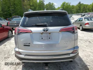 2018 Toyota RAV4 XLE z VIN JTMRFREV6JJ261322, wystawiony jako Copart lot #58483185 z przebiegiem 71 163 mil mil oraz Szkoda całkowita • Salvage title. Historia ofert i sprzedaży dostępna na DreamBid. Obrazek 6.