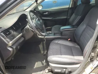 2017 Toyota Camry XLE z VIN 4T1BF1FK0HU402901, wystawiony jako Copart lot #58214405 z przebiegiem 85 148 mil mil oraz Szkoda całkowita • Salvage title. Historia ofert i sprzedaży dostępna na DreamBid. Obrazek 7.