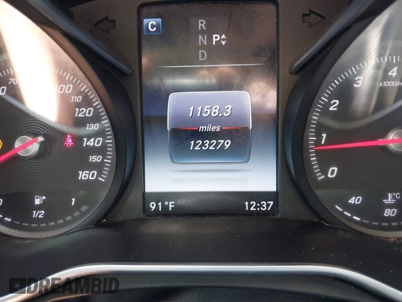 2017 Mercedes-Benz C 300 с VIN 55SWF4JB6HU199101, выставлен на аукционе IAAI как лот 42749352 с пробегом 123 279 миль миль и . История ставок и продаж доступна на DreamBid. Изображение 15.