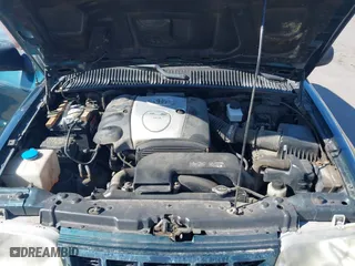 2002 Kia Sportage with VIN KNDJA723925120001, listed as a IAAI auction lot 41931419 with 145,675 mi miles. Bid and sale history available at carsss.com. Image 10.