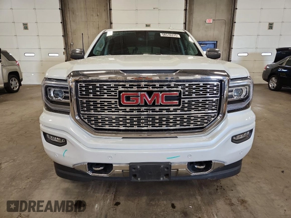 2018 GMC Sierra 1500 Denali z VIN 3GTU2PEJ2JG587157, wystawiony jako Copart lot #58516315 z przebiegiem 88 855 mil mil oraz Szkoda całkowita • Salvage title. Historia ofert i sprzedaży dostępna na DreamBid. Obrazek 5.