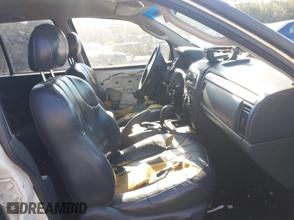 2002 Jeep Grand Cherokee Laredo with VIN 1J4GX48S62C310060, listed as a IAAI auction lot 42546172 with Not provided miles and . Bid and sale history available at DreamBid. Image 5.