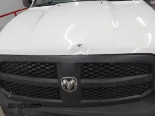 2014 Ram 1500 Tradesman z VIN 3C6JR7DT6EG285109, wystawiony jako IAAI lot #42306741 z przebiegiem 218 286 mil mil oraz . Historia ofert i sprzedaży dostępna na DreamBid. Obrazek 6.