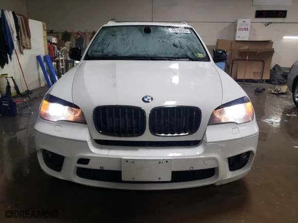 2011 BMW X5 35i with VIN 5UXZV4C50BL741806, listed as a Copart auction lot 43730555 with 74,388 mi miles and Salvage Title. Bid and sale history available at carsss.com. Image 5.