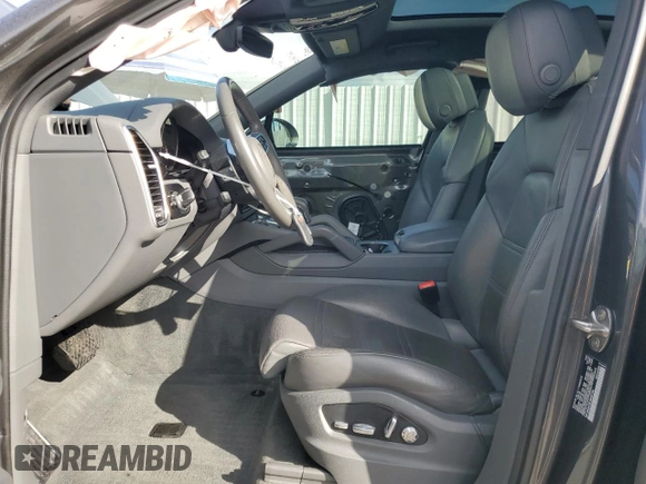 2020 Porsche Cayenne E-Hybrid с VIN WP1BE2AY3LDA55144, выставлен на аукционе Copart как лот 46893675 с пробегом 33 137 миль миль и Списание • Salvage title. История ставок и продаж доступна на DreamBid. Изображение 7.
