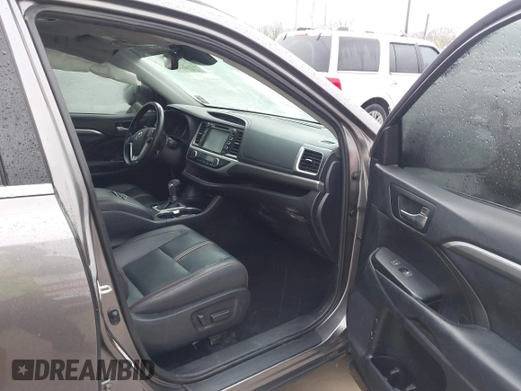 2019 Toyota Highlander SE с VIN 5TDKZRFH6KS566163, выставлен на аукционе IAAI как лот 41714920 с пробегом 87 132 миль миль и . История ставок и продаж доступна на DreamBid. Изображение 5.
