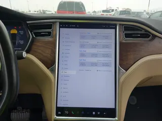 2016 Tesla Model X 70D with VIN 5YJXCBE2XGF019095, listed as a IAAI auction lot 42025230 with 109,660 mi miles and . Bid and sale history available at carsss.com. Image 18.
