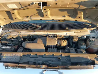 2008 Ford Econoline Cargo Commercial with VIN 1FTNS24L18DA11772, listed as a IAAI auction lot 41025371 with 223,532 mi miles and . Bid and sale history available at DreamBid. Image 10.