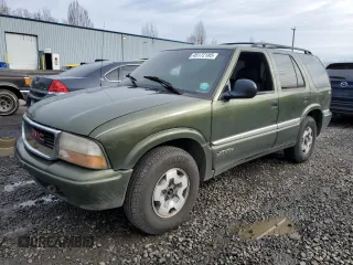 2001 GMC Jimmy SLE with VIN 1GKDT13W912219905, listed as a Copart auction lot 45172185 with 0 mi miles and Salvage Title. Bid and sale history available at carsss.com. Image 1.