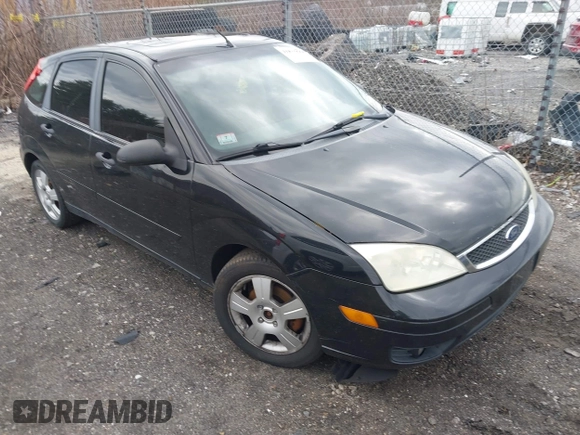 2007 Ford Focus S with VIN 1FAHP37N77W269045, listed as a IAAI auction lot 41877119 with 221,805 mi miles and . Bid and sale history available at carsss.com. Image 1.