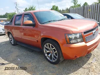 2007 Chevrolet Avalanche LS with VIN 3GNEC120X7G127108, listed as a IAAI auction lot 42792409 with 200,561 mi miles and . Bid and sale history available at DreamBid. Image 1.