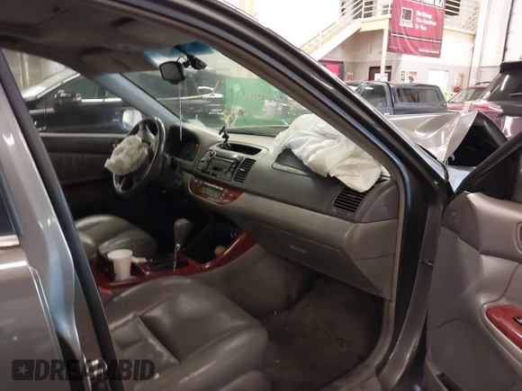 2003 Toyota Camry LE with VIN 4T1BE32K13U754348, listed as a IAAI auction lot 41765418 with 194,227 mi miles and . Bid and sale history available at DreamBid. Image 5.
