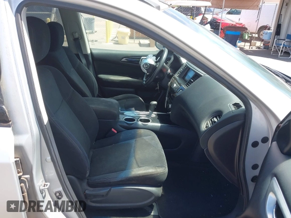 2016 Nissan Pathfinder SV with VIN 5N1AR2MN9GC615324, listed as a IAAI auction lot 42184115 with 67,673 mi miles. Bid and sale history available at carsss.com. Image 5.